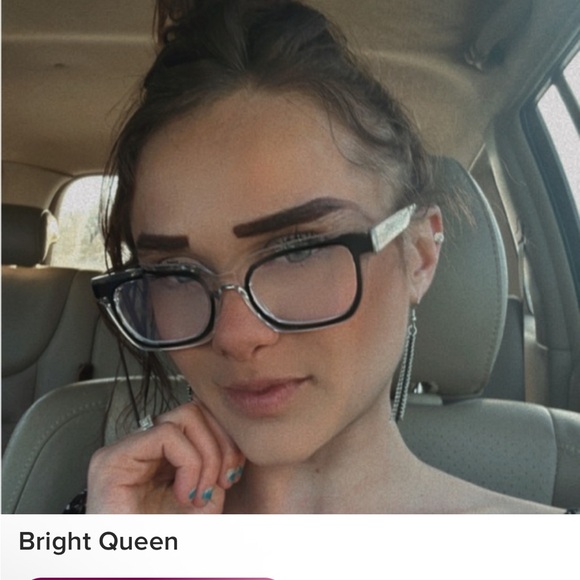 Like This To Be Notified When I Go Live - Picture 10 of 15